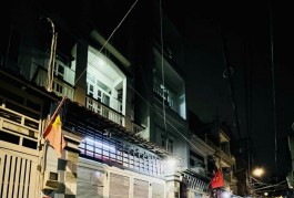 Bán nhà G.VẤP- huỳnh Văn Nghệ (4.5*14m), 4Lầu vài bước chân ra chợ Phạm Văn Bạch,6.85Tỷ