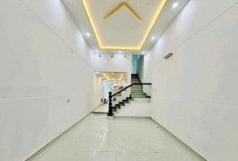 Nhanh tay săn ngay nhà diện tích khủng 142m2  - ngay chơ Minh phát Q12 - 2 TẦNG - 3PN - chỉ nhỉn 4 tỷ