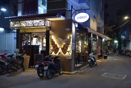 Phú Nhuận, Sang nhượng Quán ăn hoặc Cho Thuê Mặt Bằng căn góc, Liên hệ: 0906350335 ( C. Trang )