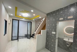 NHÀ ĐẸP - GIÁ TỐT - CHÍNH CHỦ Cần Bán Nhà Vị Trí Đẹp Tại Lê Quang Định,Bình Thạnh, Tp Hồ Chí Minh