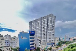 Ngộp giám sốc 10 tỷ Gấp Bán trước tết Dương Lịch mặt tiền Kinh Doanh Cộng Hòa Tân Bình 180m2