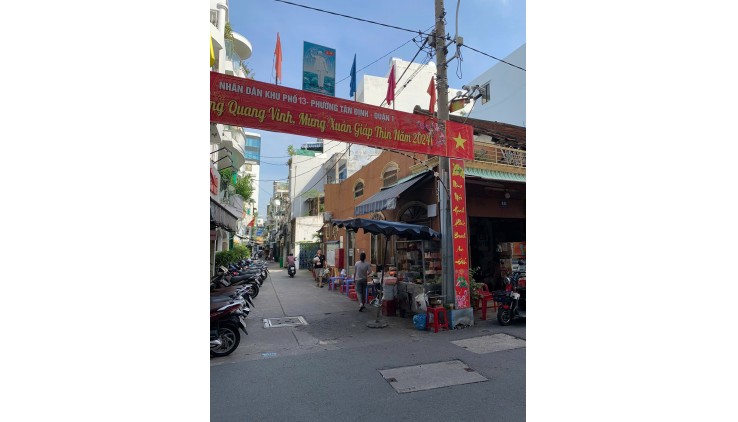 Cơ Hội Đầu Tư: Nhà Mặt Tiền Đường Đinh Công Tráng, Hẽm Thông, P. Tân Định, Q.1 - 24.2 Tỷ (4.1x18.5m)