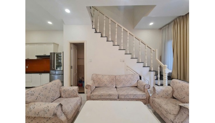 Bán biệt thự Mega Village, mặt tiền Võ Chí Công, ngang 7m, Sổ hồng, Full nội thất cao cấp