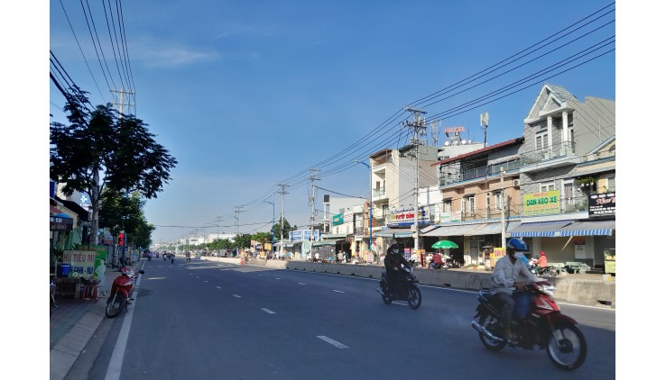 Nhà 3 tầng Mặt tiền Đặng Thúc Vịnh Hóc Môn Hồ Chí Minh 290m2 có 15 tỷ
