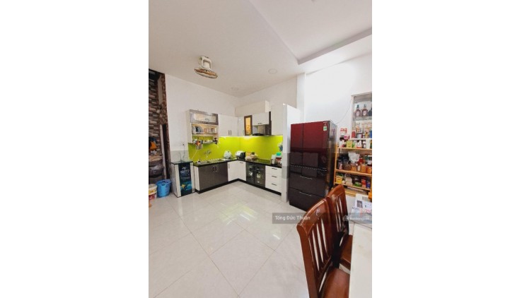 Bán nhà HXH Lê Trọng Tấn, P.T.Thạnh, 60m2, 3PN, 2WC gần AEON giá chỉ 5 tỉxx