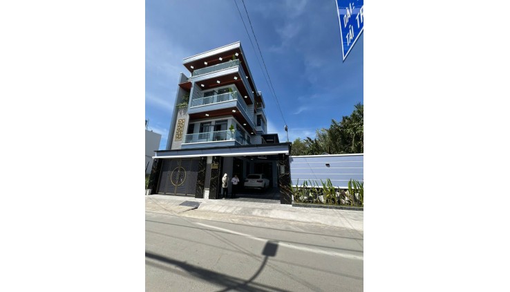 Bán villa sân vườn tuyệt đẹp - HXH 6m KDC đường Nguyễn Bình - Phú Xuân