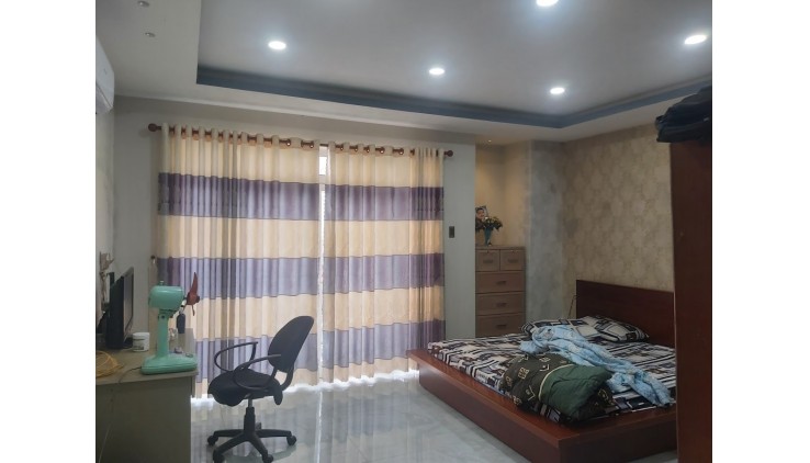 Cần bán Gấp ngôi nhà TĐC con sông Phú Định P.16, Q8 chính công ty