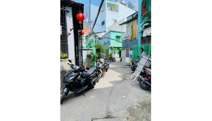 [P3Q8],  NHÀ 4 LẦU. MẶT TIỀN HẺM XE HƠI, TẠ QUANG BỬU. CHỈ 7 TỶ
