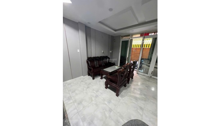 *+ KHU VỰC HIẾM CÓ NHÀ BÁN - TIẾP GIÁP CÁC TRỤC ĐƯỜNG LỚN Q5 & Q6 42m,3 TẦNG MỚI ĐẸP