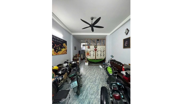 NHÀ 3 TẦNG 59M2 AU DUONG LAN - Ô TÔ ĐỖ CỬA - 8.18 TỶ