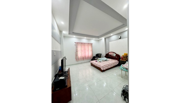 Mặt tiền Phạm Đức Sơn 5x18 đẹp lung linh chỉ 19 tỷ
