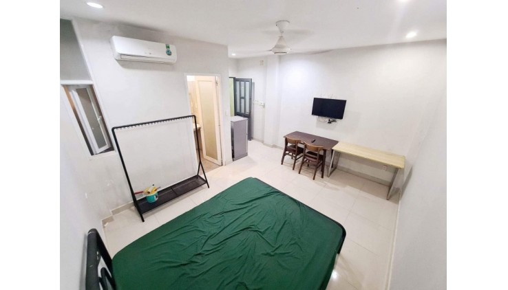Bán CHDV THÍCH QUẢNG ĐỨC - 5m x 18m - Cho thuê 790tr, ô tô đậu cửa
