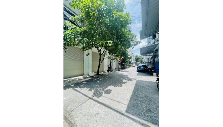 Bán nhà HXH 4T gần chợ Tân Hương, trường học, AEON 79m2 nhỉnh 5tỷ
