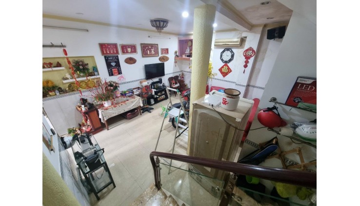 Ngộp Bank_Gấp Gấp_1 Căn ra HXH Mặt Tiền Huỳnh Mẫn Dạt Q5, Nở Hậu 36m2-3Tầng, 5.5Tỷ