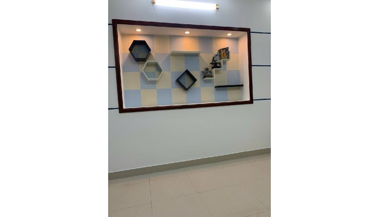 CHỈ 6.9 TỶ, [P3Q8], KHU VIP ÂU DƯƠNG LÂN. 4 TẦNG ĐÚC BTCT HOÀN CÔNG ĐỦ.
