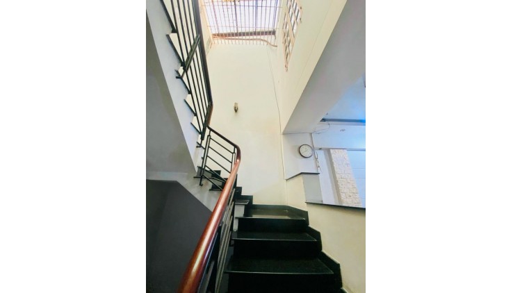 Mặt tiền Bùi Minh Trực 4x32 Nở hậu Ở ngay chỉ 9 tỷ 8