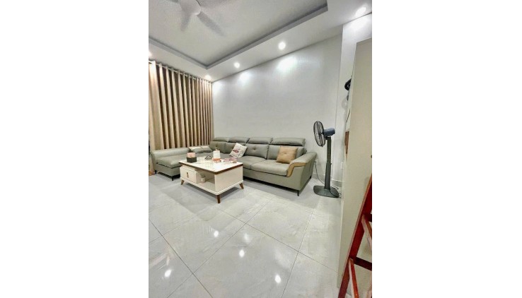 Mặt tiền Lê Bôi 4x22 sổ riêng 4 tầng chỉ 9 tỷ