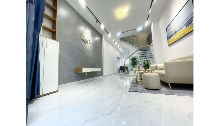 Lê Quang Định, Bình Thạnh, hẻm xe hơi, 5.6 tỷ BL, nhà mới đón Tết.
Chủ ngộp quá rồi ạ!
0901331589 em Hòa xem mua ngay hôm nay ạ!