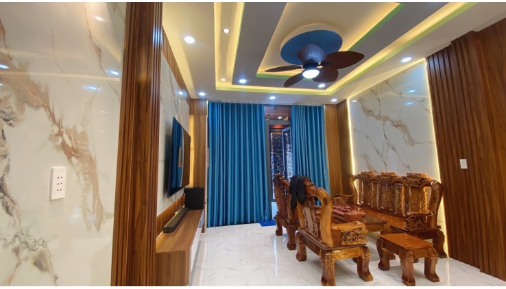 MUA NHÀ MỚI ĐÓN NĂM MỚI, HẺM XE TẢI THÔNG BÀN CỜ, 2 TẦNG CHƯA QUA ĐẦU TƯ 48M2, 4X12 VUÔNG VỨC CHỈ 5.59 TỶ. TẶNG NỘI THẤT ĐANG CÓ CHỦ Ở.