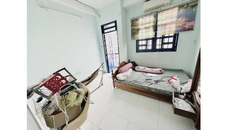 GẦN NGÃ 4 XÃ - HẺM 5M  - SÁT MẶT TIỀN - 70M - 4 X17.5 - 3 TẦNG - 3PN NHỈNH 4 TỶ