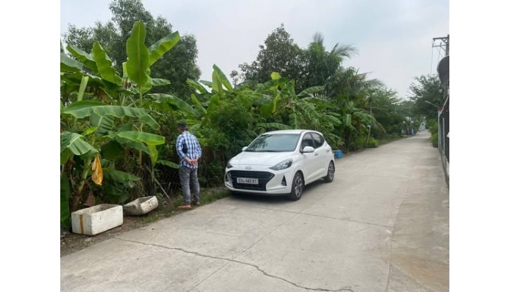 Bán nhanh lô đất 2000m2, Góc 2 mặt đường Xe Hơi , xã Bình Chánh, huyện Bình Chánh