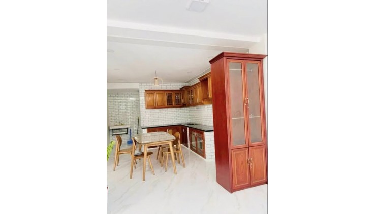 SIÊU PHẨM MẶT TIỀN  3 TẦNG - 5PN MỚI ĐẸP   -65M  NGANG 5.5 NỞ HẬU -NHỈNH 5 TỶ XÍU TL
