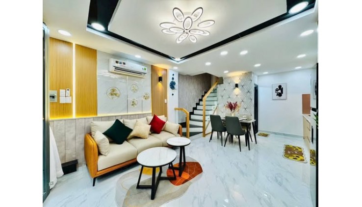 Nhà  Mặt Tiền Kinh Doanh Đường Bạch Đằng Quận Bình Thạnh Phường 24.