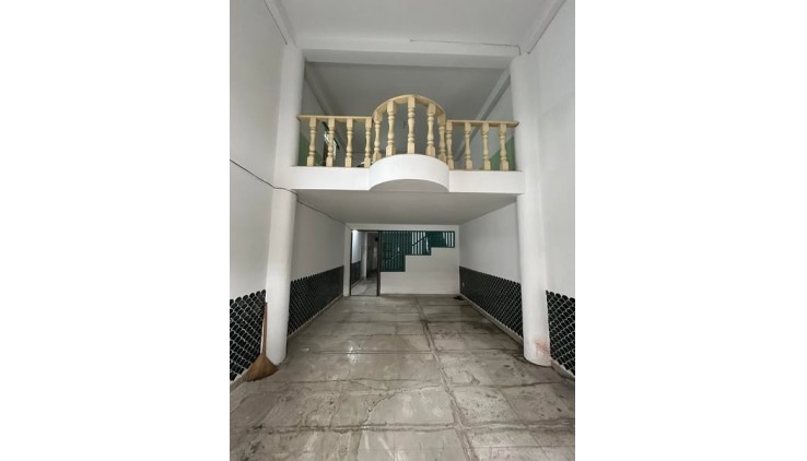 Nhà Mặt Tiền Kinh Doanh Nguyễn Khoái Phường 2 Quận 4.