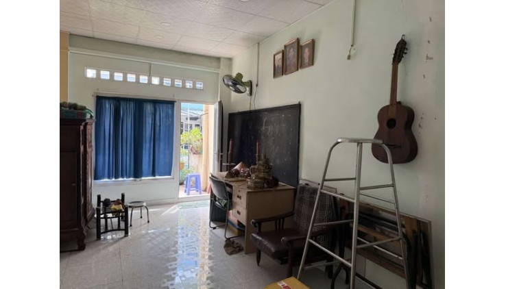Nhà  Hẻm Ôtô Huỳnh Văn Bánh Phường 14 Quận Phú Nhuận.