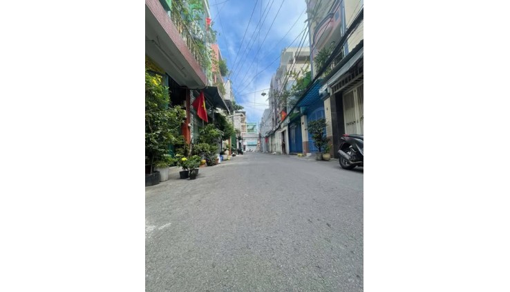 Nhà  Hẻm Ôtô Huỳnh Văn Bánh Phường 14 Quận Phú Nhuận.