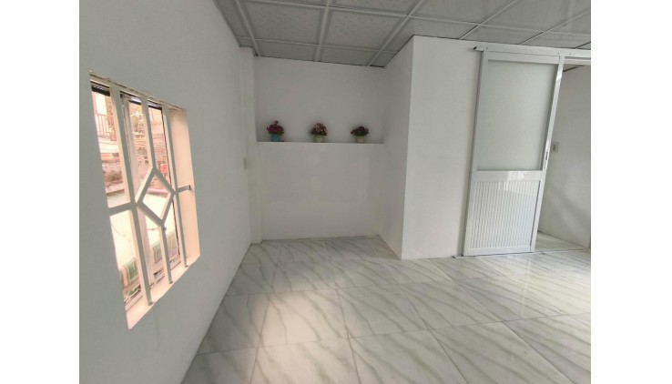 BÁN NHÀ MỸ HOÀ 1 TRUNG CHÁNH HÓC MÔN - HXH THÔNG 42M2 GIÁ RẺ 2,65 TỶ TL.