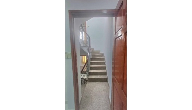 Đường Nguyễn Sỹ Sách Phường 15 Tân Bình.