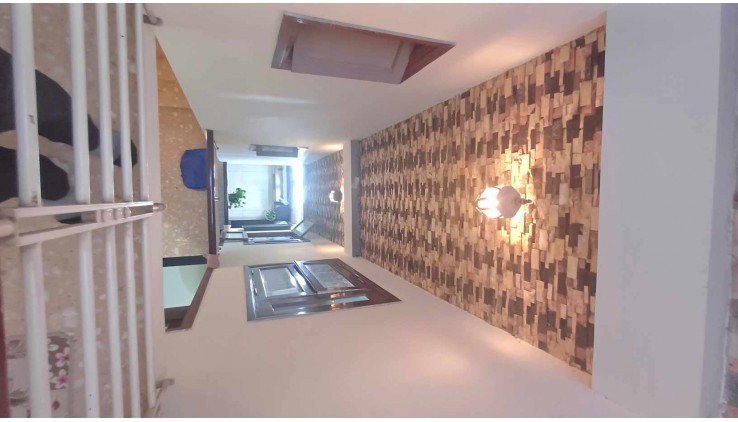 BÁN NHÀ GÒ VẤP - 72M2 - THANG MÁY - 5 PN- GIÁ TỐT.