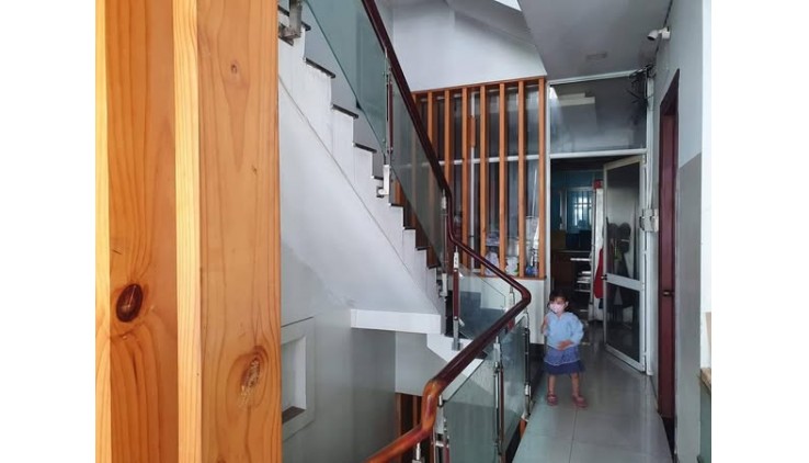 Nhà Hẻm Ôtô Kinh Doanh Đường Tân Cảng Quận Bình Thạnh Phường 25.