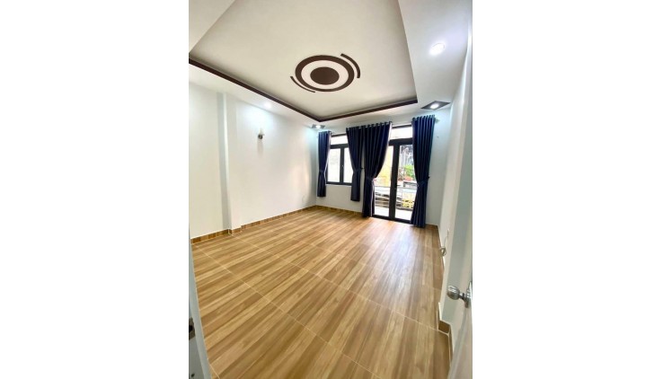 BÁN NHÀ 2 TẦNG LÊ VĂN KHƯƠNG GẦN CHỢ THIẾC QUẬN 12, 40M2 CHỈ 3,19 TỶ.