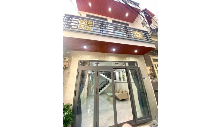 BÁN NHÀ 2 TẦNG LÊ VĂN KHƯƠNG GẦN CHỢ THIẾC QUẬN 12, 40M2 CHỈ 3,19 TỶ.