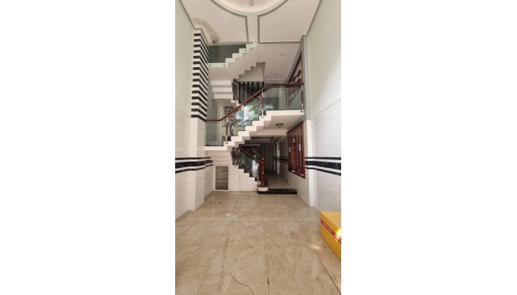 CỰC NGON GẤP BÁN GIẢM 800, CÒN 7.x TỶ, 60M2 4X15, 5 TẦNG, HẺM 6M, 2 XE HƠI TRÁNH, ĐẸP NHẤT THỐNG NHẤT GÒ VẤP.