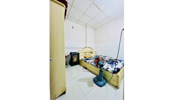 NGAY KÊNH THAM LƯƠNG - GẦN AEON TÂN PHÚ - HẺM 6M THÔNG - 2 TẦNG 60M 0LG NHỈNH 4 TỶ
