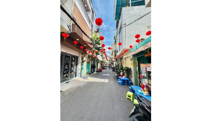 Nhà Đường Lê Văn Sỹ Phường 13 Phú Nhuận.