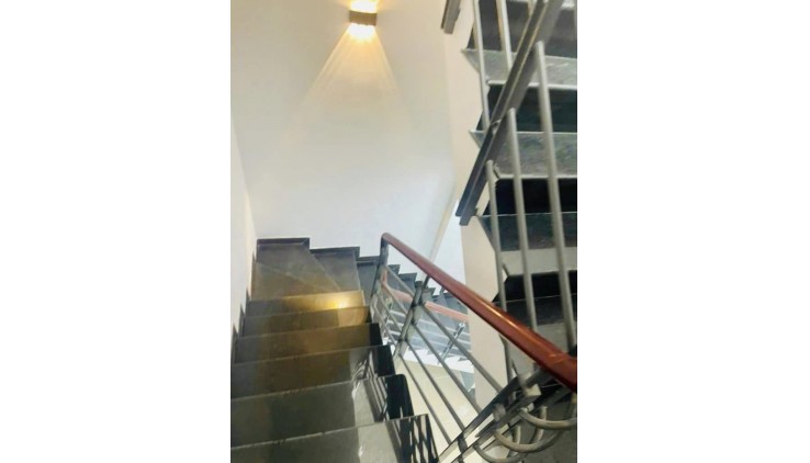 TÂN PHÚ - TÂN QUÝ - HẺM XE HƠI - 46M2 - 3 TẦNG - 4PN CHỈ 6.x TỶ