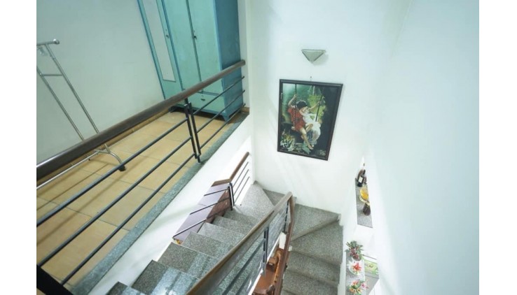 BÁN NHÀ LÔ GÓC KHÔNG LỘ GIỚI - HẺM Ô TÔ NỞ HẬU TÀI LỘC - 58M2, 2 TẦNG - KHU AN NINH - CHỈ NHỈNH 4 TỶ.