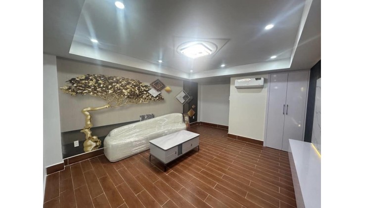 BÁN NHÀ HẺM 6M GẦN HIỆP THÀNH CITY QUẬN 12 - 68M2 (4x17), 4 TẦNG FULL NỘI THẤT - NHÀ ĐẸP VÀO Ở NGAY ĐÓN TẾT - CHỈ NHỈNH 5 TỶ.