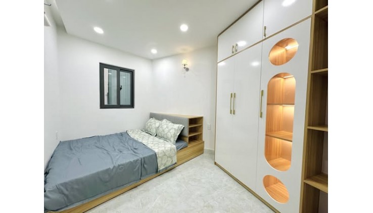 Nhà Đường Phan Văn Trị Quận Bình Thạnh Phường 14.