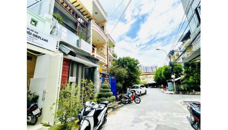 Nhà Hẻm Ôtô Đường Bình Đông Phường 14 Quận 8.