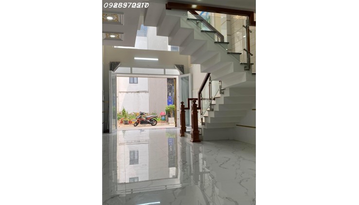 BÁN NHÀ MẶT PHỐ LINH XUÂN - THỦ ĐỨC - 6.4 TỶ - 56M2 - 3 TẦNG - 4 PN - SỔ ĐỎ CHÍNH CHỦ