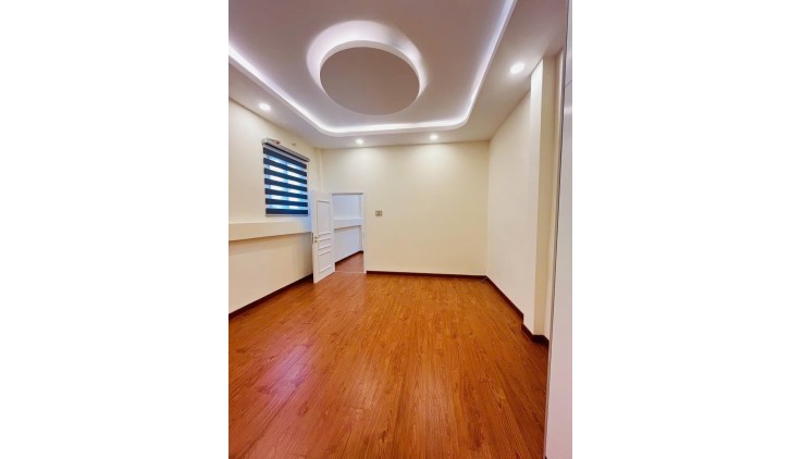 *** Bán Lô Góc 2 Mặt Tiền 3/2-Phan Xích Long Phố Ẩm Thực  Q11- ÔTÔ Vào Nhà  4X19-Sổ Nở Hậu