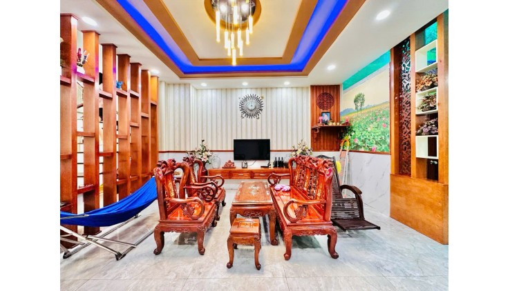 HXH THẲNG TẮP NGAY NGÃ TƯ AN NHƠN 116M2 NGANG HƠN 6M NỞ HẬU TÀI LỘC CHỈ NHỈNH 11 TỶ