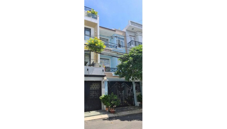 BIỆT THỰ GÒ VẤP GẦN CÔNG VIÊN LÀNG HOA ĐƯỜNG 10M, 90M2, 5 PN ĐANG CHO THUÊ 20TR/ THÁNG, 0763668658 LIÊN HỆ EM XEM NHÀ