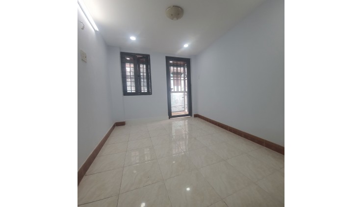 BÁN NHÀ PHỐ ĐẸP - HẺM XE HƠI - LẠC LONG QUÂN-TÂN BÌNH