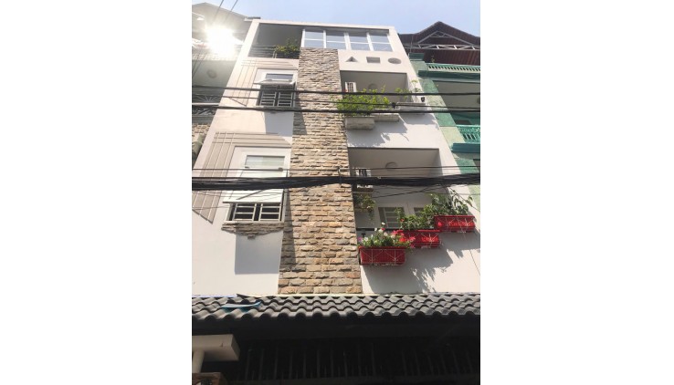 GIẢM GIÁ 1 TỶ CÒN 9 TỶ THƯƠNG LƯỢNG nhà 392/ Cao Thắng P12 Q10